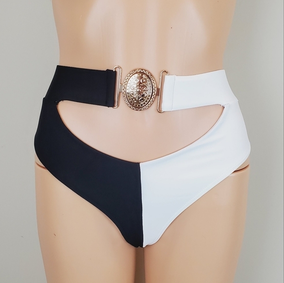 Miss Circle Black & White Bikini Bottom - Picture 6 of 7